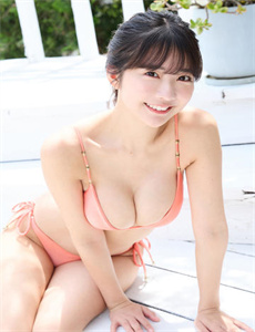 《欧美丰胸肥臀》